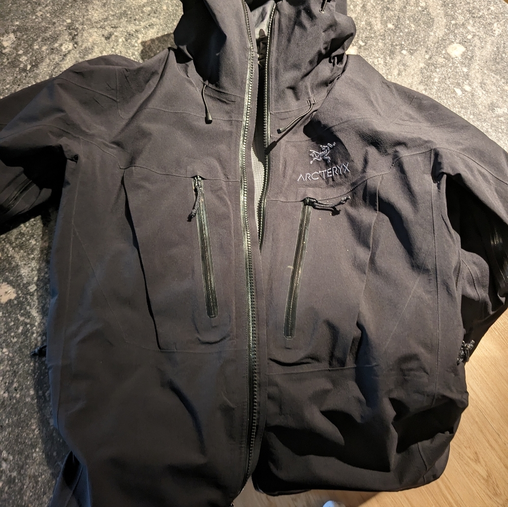 Arcteryx Alpha AR Jacket